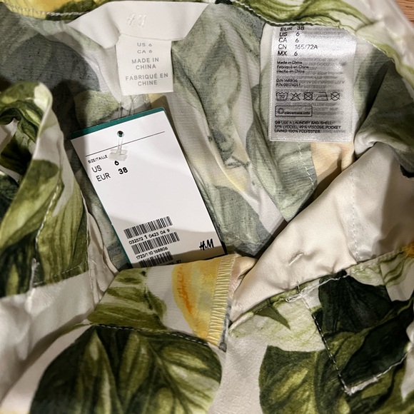 Lemon print high waist shorts - Picture 4 of 7